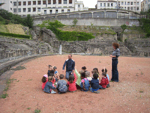 Visite amphithatre des Trois Gaules